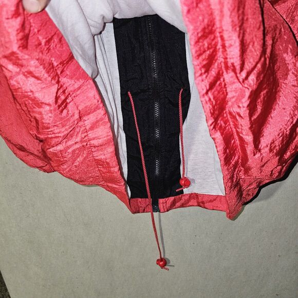 Active Stuff Vintage 80s Red Windbreaker Jacket Lrg Cinched Waist Coat of Arms - Picture 11 of 11